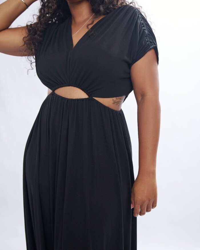 CUT OUT DRESS (BLACK) - Image 2