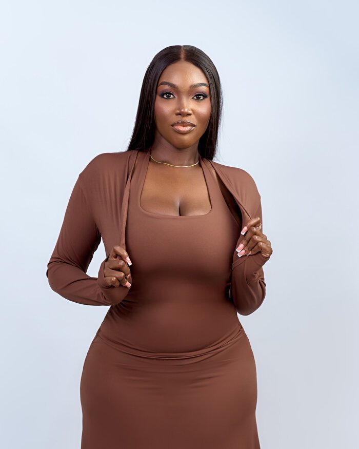 SHOULDER SHAWL (BROWN) - Image 2