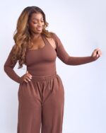 CLASSIC BROWN SHOULDER SHAWL - Image 6