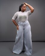 FLARE LEG JEANS - GREY